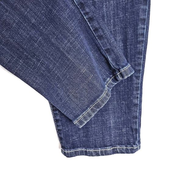 CHICO'S Platinum Denim Ultimate Fit Deep Wash Straight Leg Jeans Size: 1.5 (10) - Picture 4 of 6